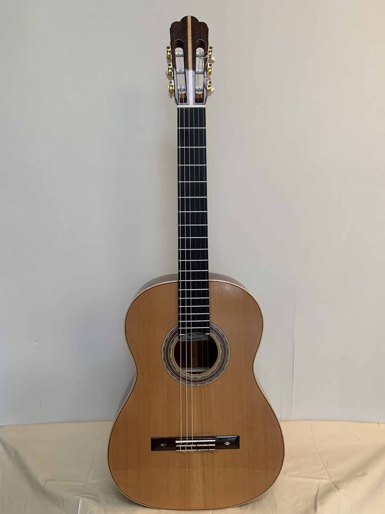 A Rios Nebro Concert Classical Guitar Cedar top Bubinga back and sides